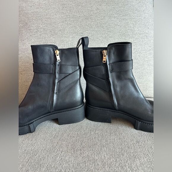 Coach Lacey Leather Lug-Sole Ankle Boots Black Size 8.5 - Picture 4 of 9
